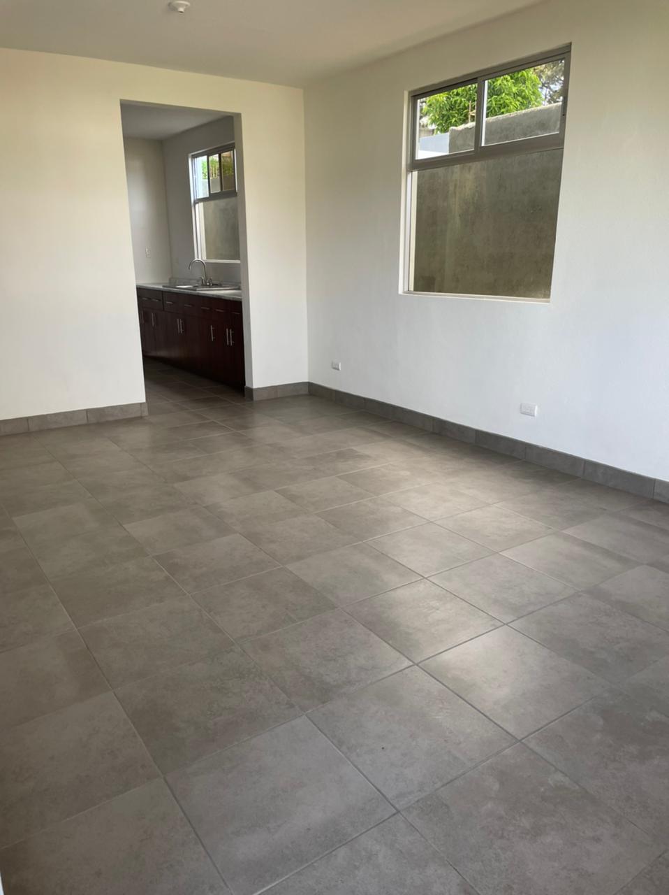 Venta de Casa o Casas, Terrenos, Propiedades, Apartamentos, Inmuebles en Guatemala, zona 11, zona 7, zona 2, zona 18, zona 16, Mixco, Carretera Al Salvador, Fraijanes, Santa Catarina Pinula, Antigua Guatemala, Villa Nueva, Villa Canales, San Miguel Petapa - Venta o Alquiler de Casas En Guatemala