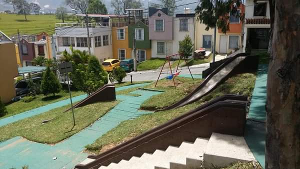 Venta de Casa o Casas, Terrenos, Propiedades, Apartamentos, Inmuebles en Guatemala, zona 11, zona 7, zona 2, zona 18, zona 16, Mixco, Carretera Al Salvador, Fraijanes, Santa Catarina Pinula, Antigua Guatemala, Villa Nueva, Villa Canales, San Miguel Petapa - Venta o Alquiler de Casas En Guatemala