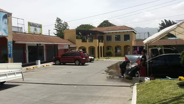 Venta de Casa o Casas, Terrenos, Propiedades, Apartamentos, Inmuebles en Guatemala, zona 11, zona 7, zona 2, zona 18, zona 16, Mixco, Carretera Al Salvador, Fraijanes, Santa Catarina Pinula, Antigua Guatemala, Villa Nueva, Villa Canales, San Miguel Petapa - Venta o Alquiler de Casas En Guatemala