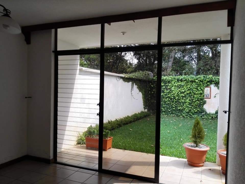 Venta de Casa o Casas, Terrenos, Propiedades, Apartamentos, Inmuebles en Guatemala, zona 11, zona 7, zona 2, zona 18, zona 16, Mixco, Carretera Al Salvador, Fraijanes, Santa Catarina Pinula, Antigua Guatemala, Villa Nueva, Villa Canales, San Miguel Petapa - Venta o Alquiler de Casas En Guatemala