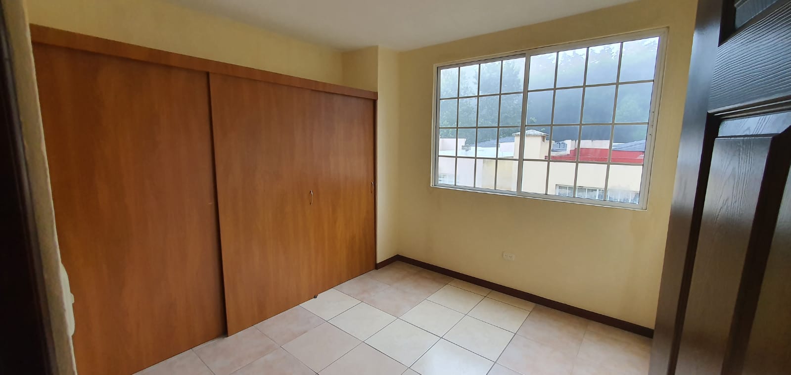 Venta de Casa o Casas, Terrenos, Propiedades, Apartamentos, Inmuebles en Guatemala, zona 11, zona 7, zona 2, zona 18, zona 16, Mixco, Carretera Al Salvador, Fraijanes, Santa Catarina Pinula, Antigua Guatemala, Villa Nueva, Villa Canales, San Miguel Petapa - Venta o Alquiler de Casas En Guatemala