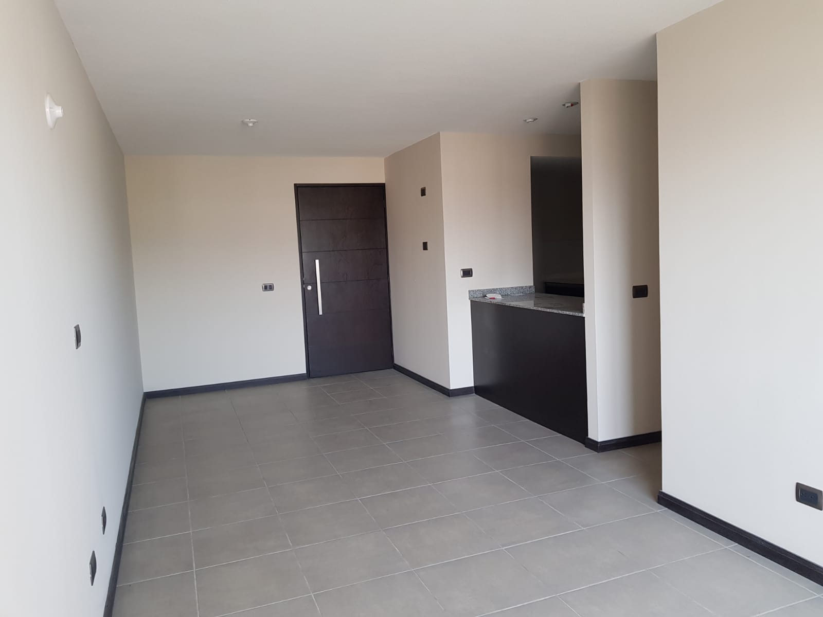 Venta de Casa o Casas, Terrenos, Propiedades, Apartamentos, Inmuebles en Guatemala, zona 11, zona 7, zona 2, zona 18, zona 16, Mixco, Carretera Al Salvador, Fraijanes, Santa Catarina Pinula, Antigua Guatemala, Villa Nueva, Villa Canales, San Miguel Petapa - Venta o Alquiler de Casas En Guatemala