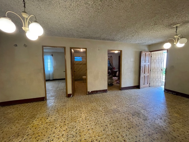 Venta de Casa o Casas, Terrenos, Propiedades, Apartamentos, Inmuebles en Guatemala, zona 11, zona 7, zona 2, zona 18, zona 16, Mixco, Carretera Al Salvador, Fraijanes, Santa Catarina Pinula, Antigua Guatemala, Villa Nueva, Villa Canales, San Miguel Petapa - Venta o Alquiler de Casas En Guatemala