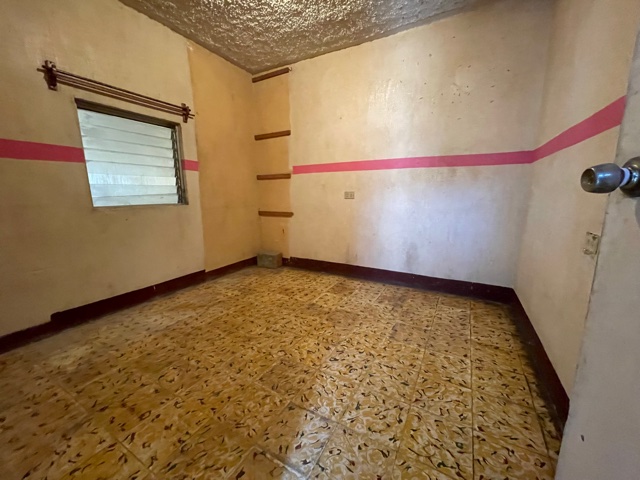 Venta de Casa o Casas, Terrenos, Propiedades, Apartamentos, Inmuebles en Guatemala, zona 11, zona 7, zona 2, zona 18, zona 16, Mixco, Carretera Al Salvador, Fraijanes, Santa Catarina Pinula, Antigua Guatemala, Villa Nueva, Villa Canales, San Miguel Petapa - Venta o Alquiler de Casas En Guatemala