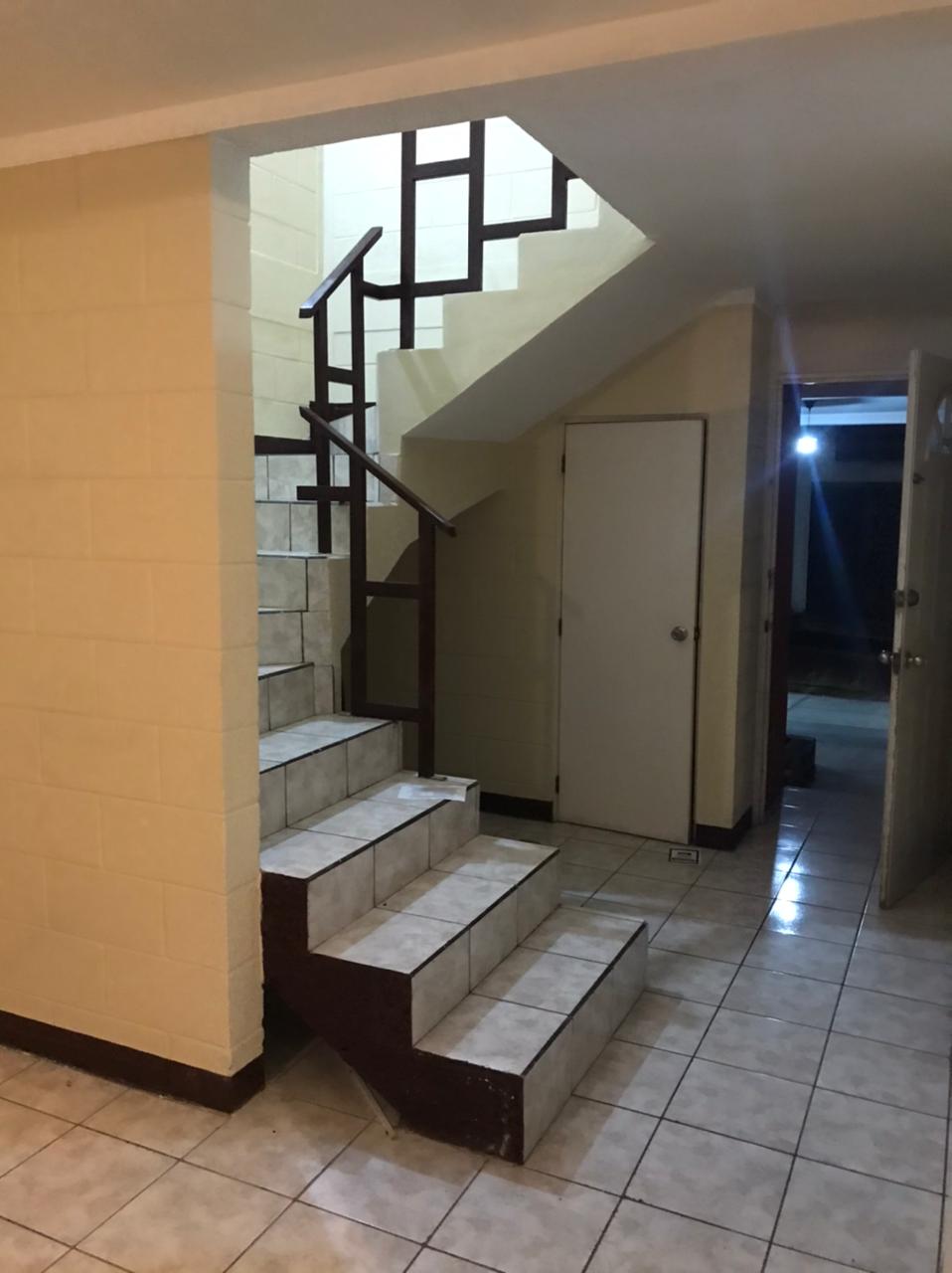 Venta de Casa o Casas, Terrenos, Propiedades, Apartamentos, Inmuebles en Guatemala, zona 11, zona 7, zona 2, zona 18, zona 16, Mixco, Carretera Al Salvador, Fraijanes, Santa Catarina Pinula, Antigua Guatemala, Villa Nueva, Villa Canales, San Miguel Petapa - Venta o Alquiler de Casas En Guatemala