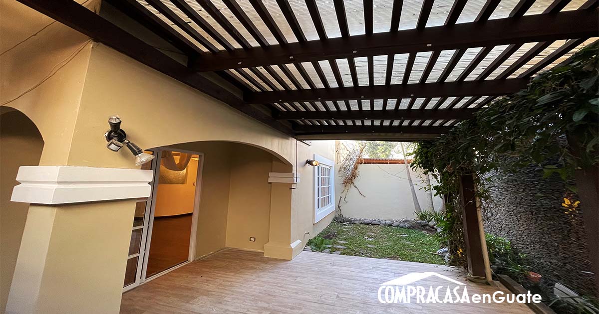 Venta de Casa o Casas, Terrenos, Propiedades, Apartamentos, Inmuebles en Guatemala, zona 11, zona 7, zona 2, zona 18, zona 16, Mixco, Carretera Al Salvador, Fraijanes, Santa Catarina Pinula, Antigua Guatemala, Villa Nueva, Villa Canales, San Miguel Petapa - Venta o Alquiler de Casas En Guatemala