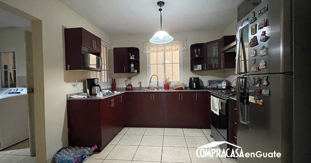 Venta de Casa o Casas, Terrenos, Propiedades, Apartamentos, Inmuebles en Guatemala, zona 11, zona 7, zona 2, zona 18, zona 16, Mixco, Carretera Al Salvador, Fraijanes, Santa Catarina Pinula, Antigua Guatemala, Villa Nueva, Villa Canales, San Miguel Petapa - Venta o Alquiler de Casas En Guatemala