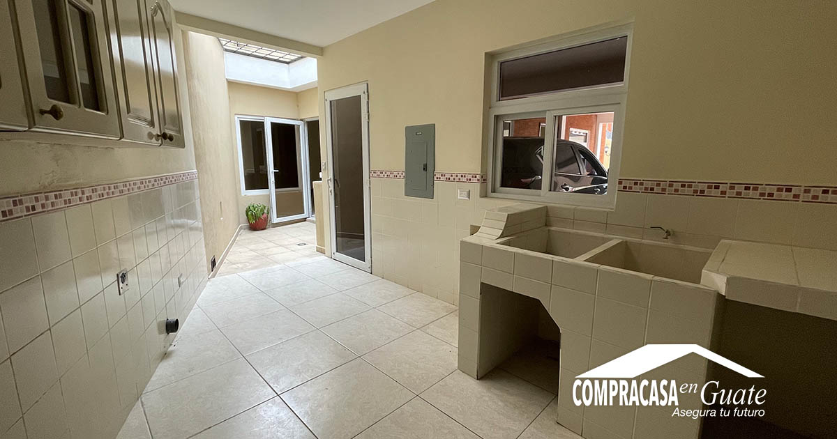 Venta de Casa o Casas, Terrenos, Propiedades, Apartamentos, Inmuebles en Guatemala, zona 11, zona 7, zona 2, zona 18, zona 16, Mixco, Carretera Al Salvador, Fraijanes, Santa Catarina Pinula, Antigua Guatemala, Villa Nueva, Villa Canales, San Miguel Petapa - Venta o Alquiler de Casas En Guatemala