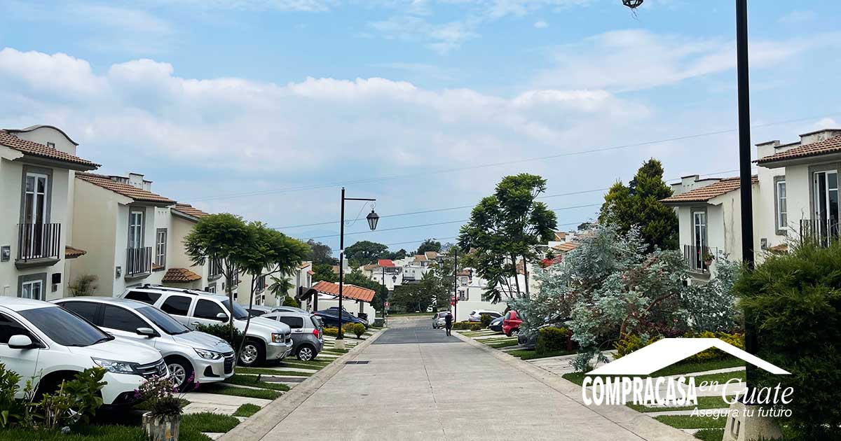 Venta de Casa o Casas, Terrenos, Propiedades, Apartamentos, Inmuebles en Guatemala, zona 11, zona 7, zona 2, zona 18, zona 16, Mixco, Carretera Al Salvador, Fraijanes, Santa Catarina Pinula, Antigua Guatemala, Villa Nueva, Villa Canales, San Miguel Petapa - Venta o Alquiler de Casas En Guatemala