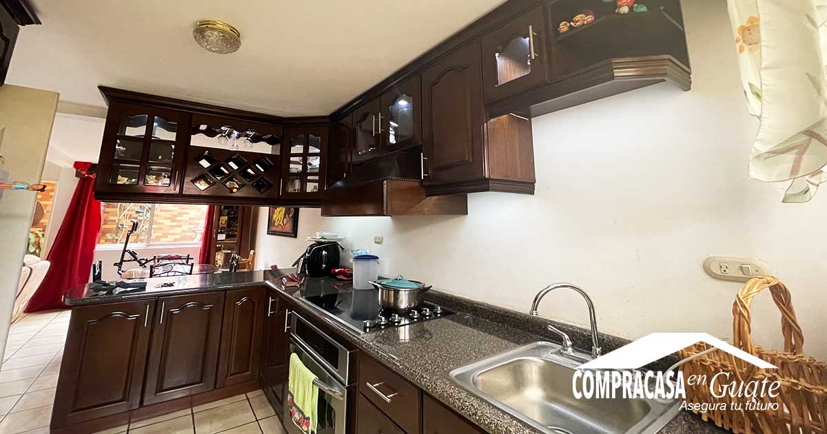 Venta de Casa o Casas, Terrenos, Propiedades, Apartamentos, Inmuebles en Guatemala, zona 11, zona 7, zona 2, zona 18, zona 16, Mixco, Carretera Al Salvador, Fraijanes, Santa Catarina Pinula, Antigua Guatemala, Villa Nueva, Villa Canales, San Miguel Petapa - Venta o Alquiler de Casas En Guatemala