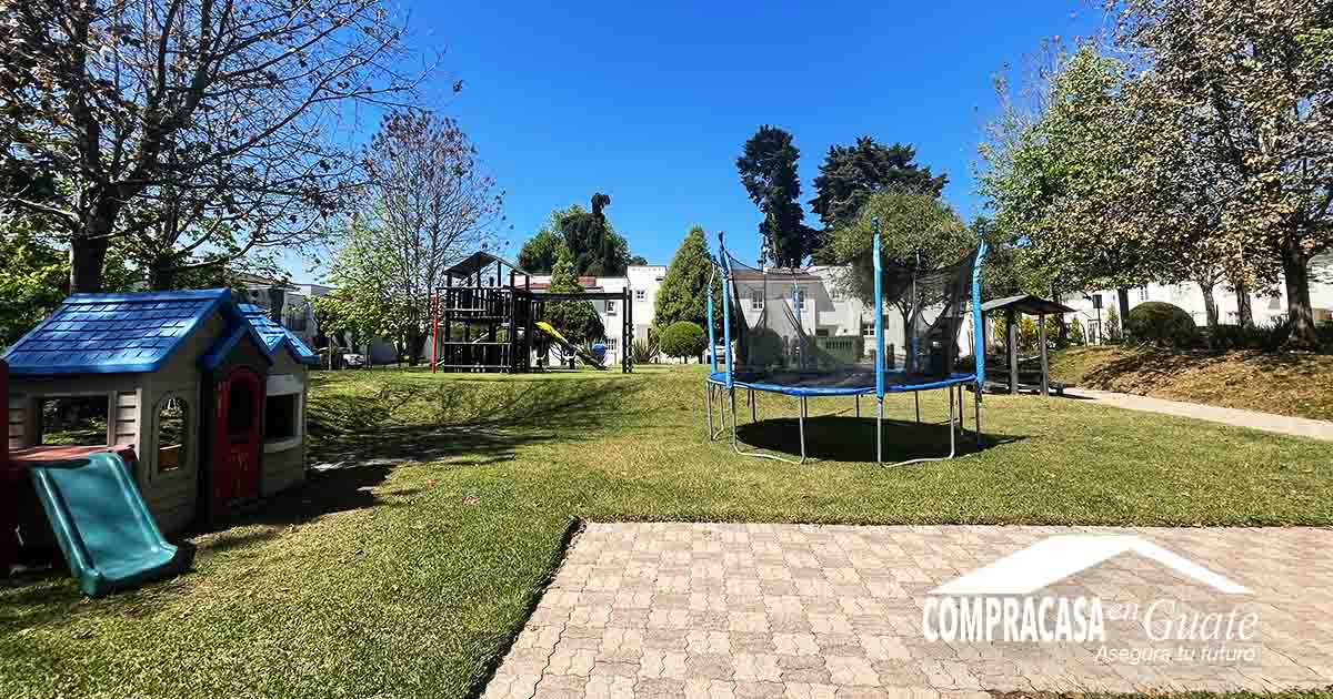 Venta de Casa o Casas, Terrenos, Propiedades, Apartamentos, Inmuebles en Guatemala, zona 11, zona 7, zona 2, zona 18, zona 16, Mixco, Carretera Al Salvador, Fraijanes, Santa Catarina Pinula, Antigua Guatemala, Villa Nueva, Villa Canales, San Miguel Petapa - Venta o Alquiler de Casas En Guatemala