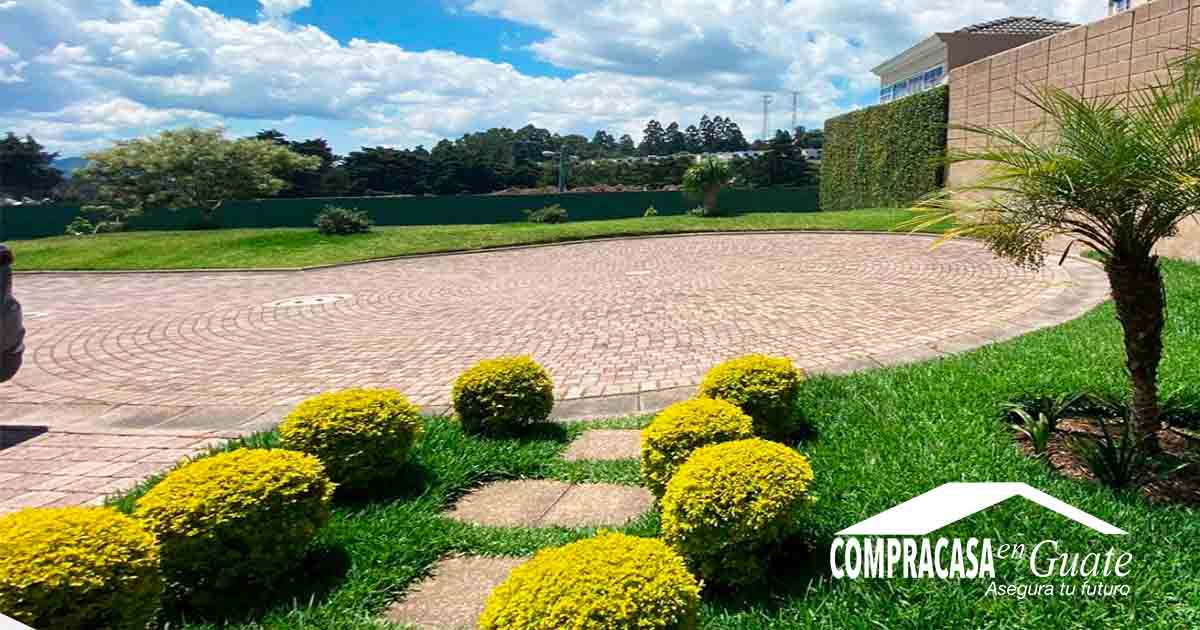 Venta de Casa o Casas, Terrenos, Propiedades, Apartamentos, Inmuebles en Guatemala, zona 11, zona 7, zona 2, zona 18, zona 16, Mixco, Carretera Al Salvador, Fraijanes, Santa Catarina Pinula, Antigua Guatemala, Villa Nueva, Villa Canales, San Miguel Petapa - Venta o Alquiler de Casas En Guatemala
