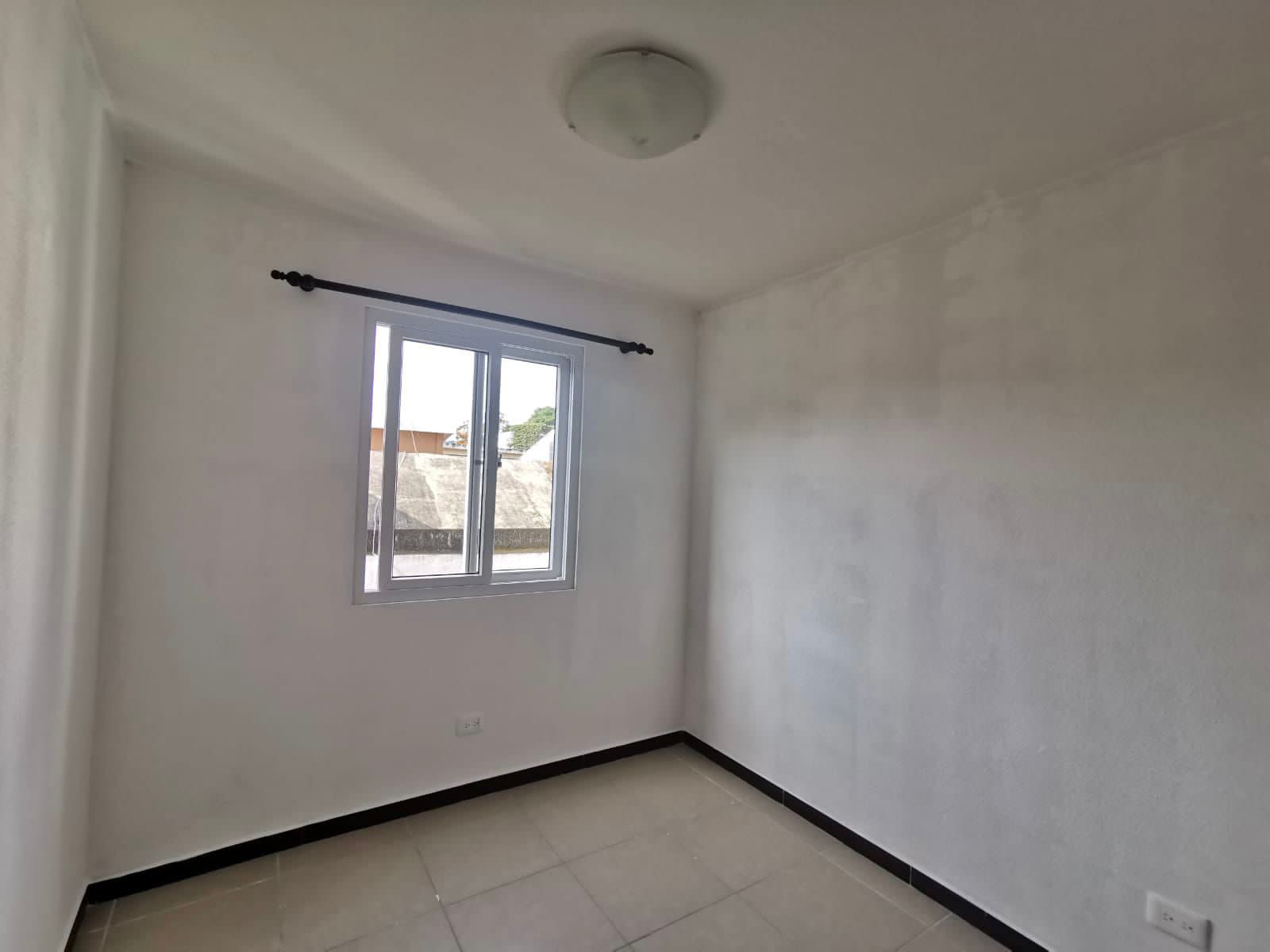 Venta de Casa o Casas, Terrenos, Propiedades, Apartamentos, Inmuebles en Guatemala, zona 11, zona 7, zona 2, zona 18, zona 16, Mixco, Carretera Al Salvador, Fraijanes, Santa Catarina Pinula, Antigua Guatemala, Villa Nueva, Villa Canales, San Miguel Petapa - Venta o Alquiler de Casas En Guatemala
