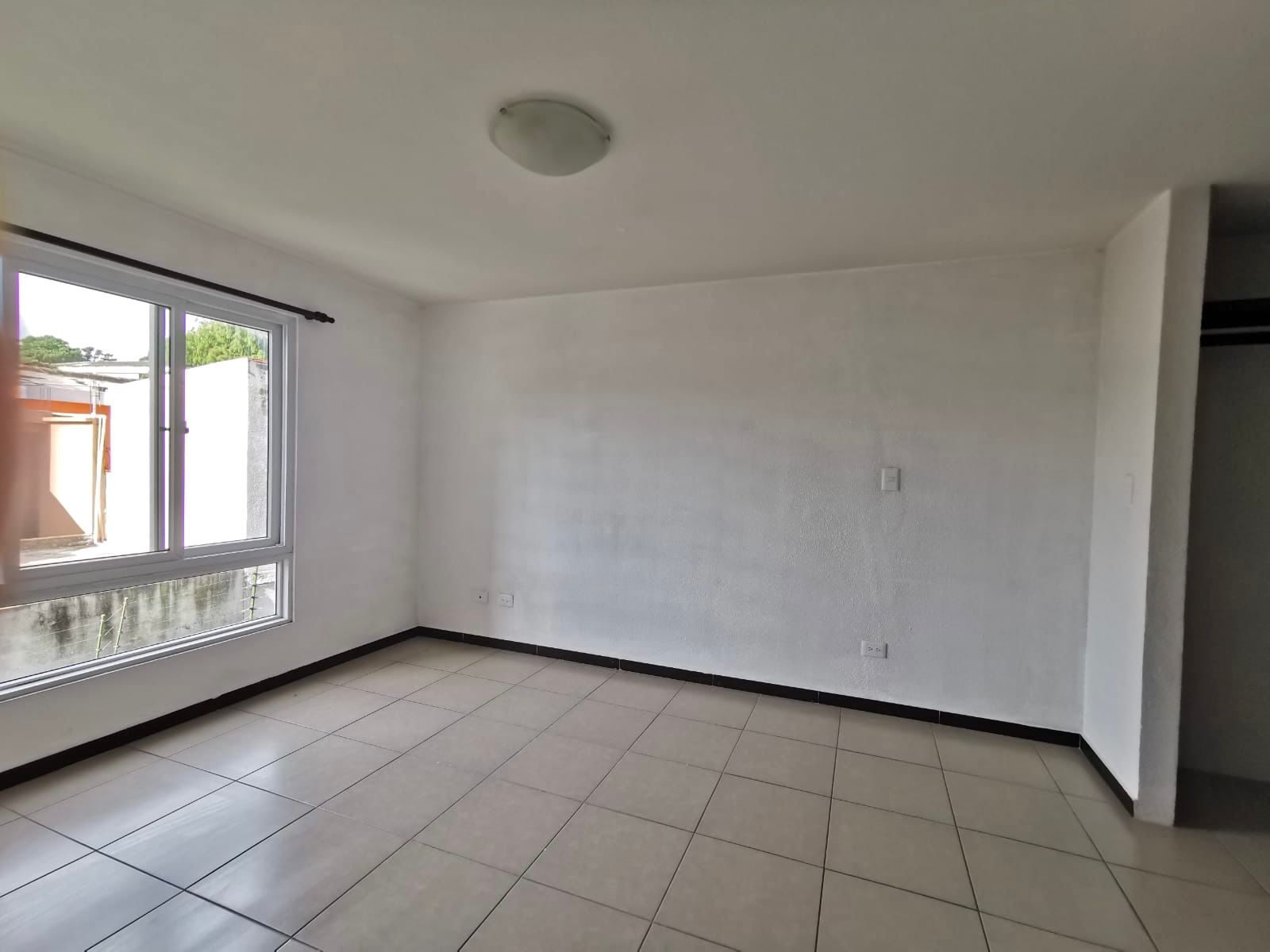Venta de Casa o Casas, Terrenos, Propiedades, Apartamentos, Inmuebles en Guatemala, zona 11, zona 7, zona 2, zona 18, zona 16, Mixco, Carretera Al Salvador, Fraijanes, Santa Catarina Pinula, Antigua Guatemala, Villa Nueva, Villa Canales, San Miguel Petapa - Venta o Alquiler de Casas En Guatemala