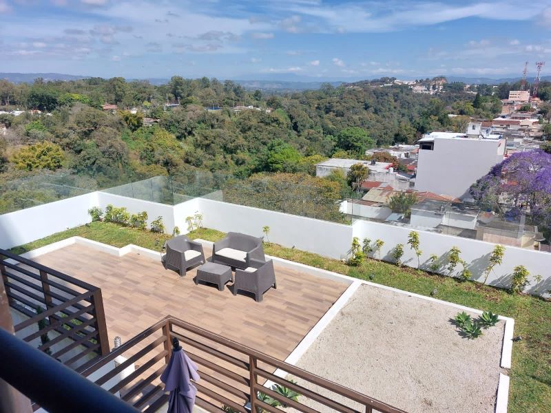 Venta de Casa o Casas, Terrenos, Propiedades, Apartamentos, Inmuebles en Guatemala, zona 11, zona 7, zona 2, zona 18, zona 16, Mixco, Carretera Al Salvador, Fraijanes, Santa Catarina Pinula, Antigua Guatemala, Villa Nueva, Villa Canales, San Miguel Petapa - Venta o Alquiler de Casas En Guatemala