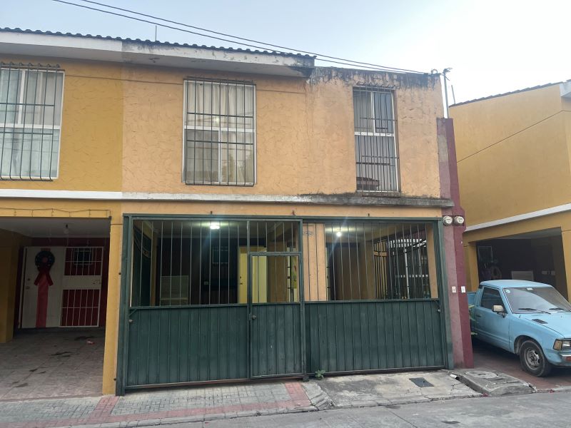 Venta de Casa o Casas, Terrenos, Propiedades, Apartamentos, Inmuebles en Guatemala, zona 11, zona 7, zona 2, zona 18, zona 16, Mixco, Carretera Al Salvador, Fraijanes, Santa Catarina Pinula, Antigua Guatemala, Villa Nueva, Villa Canales, San Miguel Petapa - Venta o Alquiler de Casas En Guatemala