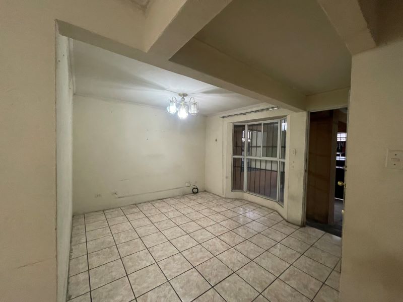 Venta de Casa o Casas, Terrenos, Propiedades, Apartamentos, Inmuebles en Guatemala, zona 11, zona 7, zona 2, zona 18, zona 16, Mixco, Carretera Al Salvador, Fraijanes, Santa Catarina Pinula, Antigua Guatemala, Villa Nueva, Villa Canales, San Miguel Petapa - Venta o Alquiler de Casas En Guatemala