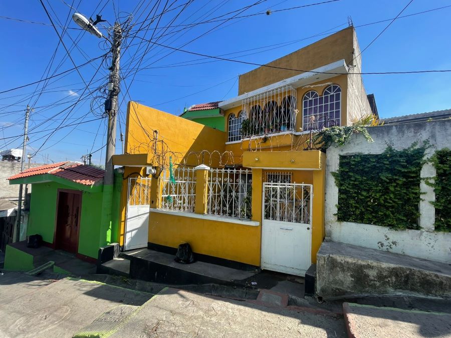 Venta de Casa o Casas, Terrenos, Propiedades, Apartamentos, Inmuebles en Guatemala, zona 11, zona 7, zona 2, zona 18, zona 16, Mixco, Carretera Al Salvador, Fraijanes, Santa Catarina Pinula, Antigua Guatemala, Villa Nueva, Villa Canales, San Miguel Petapa - Venta o Alquiler de Casas En Guatemala