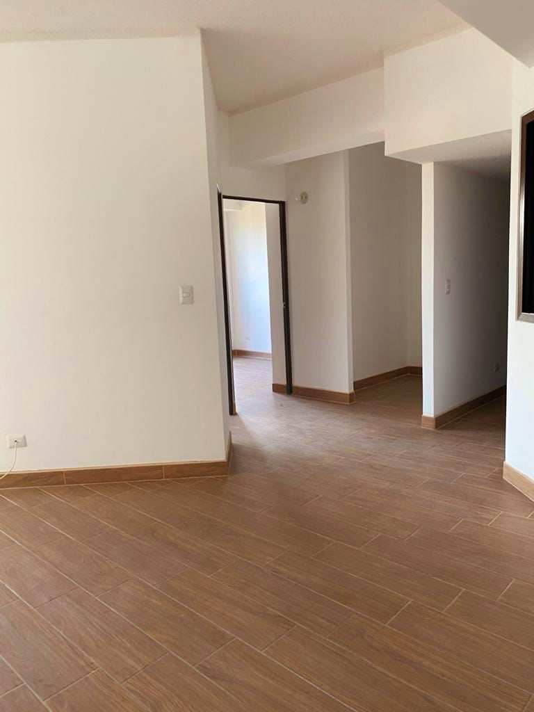 Venta de Casa o Casas, Terrenos, Propiedades, Apartamentos, Inmuebles en Guatemala, zona 11, zona 7, zona 2, zona 18, zona 16, Mixco, Carretera Al Salvador, Fraijanes, Santa Catarina Pinula, Antigua Guatemala, Villa Nueva, Villa Canales, San Miguel Petapa - Venta o Alquiler de Casas En Guatemala