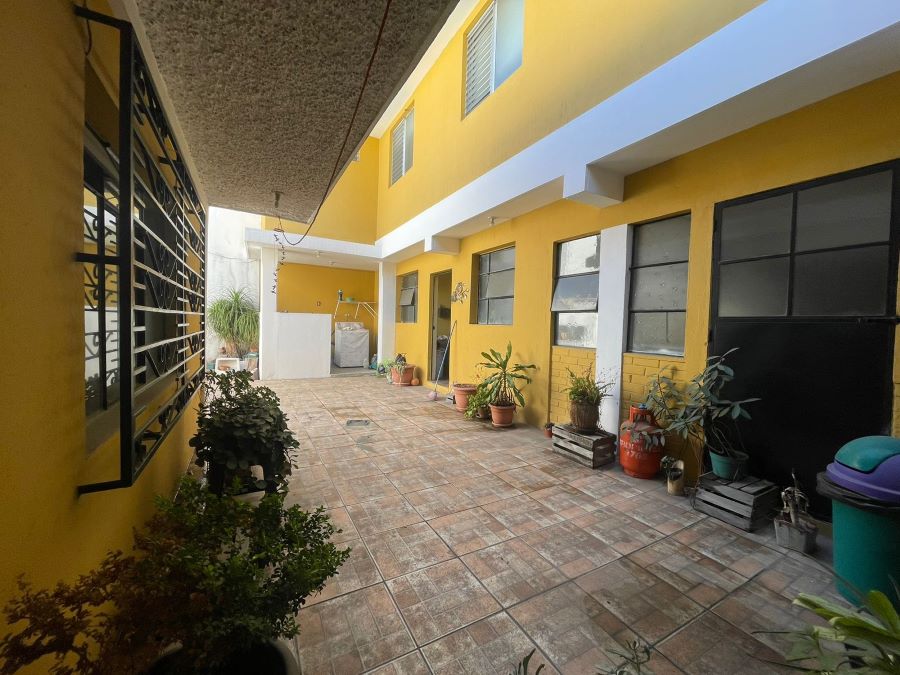 Venta de Casa o Casas, Terrenos, Propiedades, Apartamentos, Inmuebles en Guatemala, zona 11, zona 7, zona 2, zona 18, zona 16, Mixco, Carretera Al Salvador, Fraijanes, Santa Catarina Pinula, Antigua Guatemala, Villa Nueva, Villa Canales, San Miguel Petapa - Venta o Alquiler de Casas En Guatemala