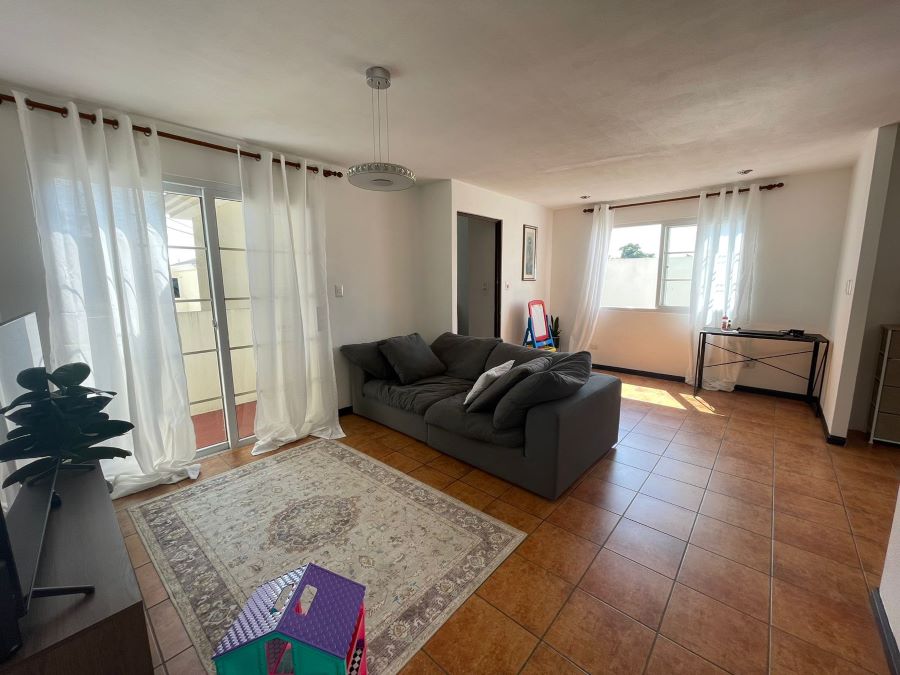 Venta de Casa o Casas, Terrenos, Propiedades, Apartamentos, Inmuebles en Guatemala, zona 11, zona 7, zona 2, zona 18, zona 16, Mixco, Carretera Al Salvador, Fraijanes, Santa Catarina Pinula, Antigua Guatemala, Villa Nueva, Villa Canales, San Miguel Petapa - Venta o Alquiler de Casas En Guatemala