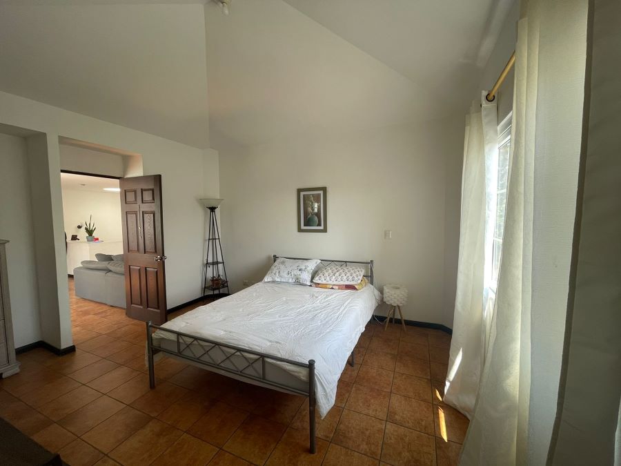 Venta de Casa o Casas, Terrenos, Propiedades, Apartamentos, Inmuebles en Guatemala, zona 11, zona 7, zona 2, zona 18, zona 16, Mixco, Carretera Al Salvador, Fraijanes, Santa Catarina Pinula, Antigua Guatemala, Villa Nueva, Villa Canales, San Miguel Petapa - Venta o Alquiler de Casas En Guatemala