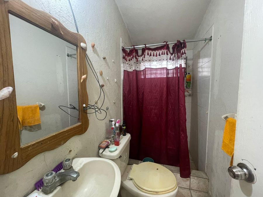 Venta de Casa o Casas, Terrenos, Propiedades, Apartamentos, Inmuebles en Guatemala, zona 11, zona 7, zona 2, zona 18, zona 16, Mixco, Carretera Al Salvador, Fraijanes, Santa Catarina Pinula, Antigua Guatemala, Villa Nueva, Villa Canales, San Miguel Petapa - Venta o Alquiler de Casas En Guatemala