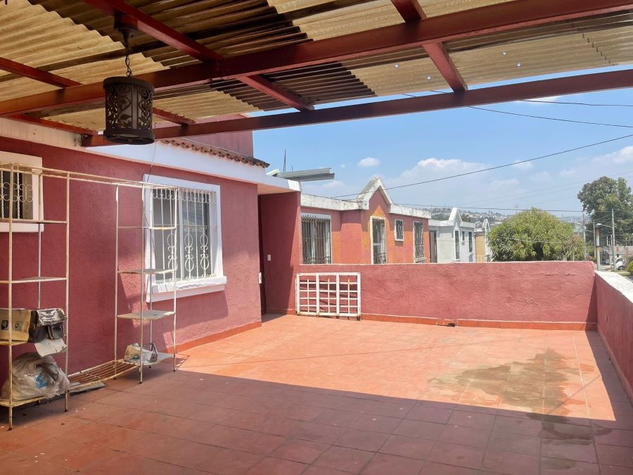 Venta de Casa o Casas, Terrenos, Propiedades, Apartamentos, Inmuebles en Guatemala, zona 11, zona 7, zona 2, zona 18, zona 16, Mixco, Carretera Al Salvador, Fraijanes, Santa Catarina Pinula, Antigua Guatemala, Villa Nueva, Villa Canales, San Miguel Petapa - Venta o Alquiler de Casas En Guatemala