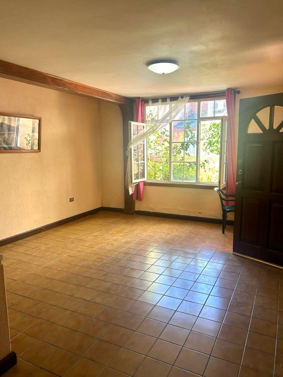 Venta de Casa o Casas, Terrenos, Propiedades, Apartamentos, Inmuebles en Guatemala, zona 11, zona 7, zona 2, zona 18, zona 16, Mixco, Carretera Al Salvador, Fraijanes, Santa Catarina Pinula, Antigua Guatemala, Villa Nueva, Villa Canales, San Miguel Petapa - Venta o Alquiler de Casas En Guatemala