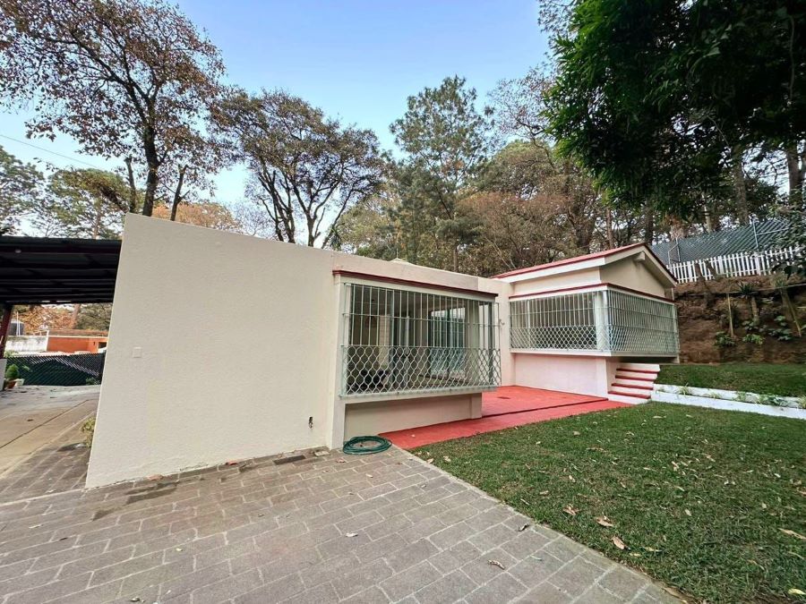 Venta de Casa o Casas, Terrenos, Propiedades, Apartamentos, Inmuebles en Guatemala, zona 11, zona 7, zona 2, zona 18, zona 16, Mixco, Carretera Al Salvador, Fraijanes, Santa Catarina Pinula, Antigua Guatemala, Villa Nueva, Villa Canales, San Miguel Petapa - Venta o Alquiler de Casas En Guatemala