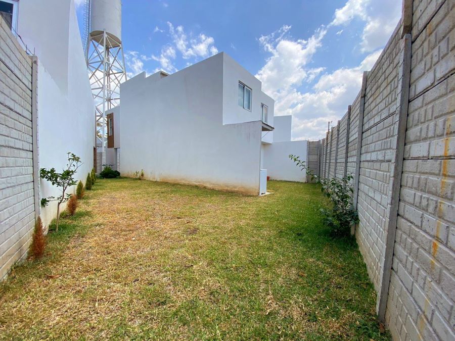 Venta de Casa o Casas, Terrenos, Propiedades, Apartamentos, Inmuebles en Guatemala, zona 11, zona 7, zona 2, zona 18, zona 16, Mixco, Carretera Al Salvador, Fraijanes, Santa Catarina Pinula, Antigua Guatemala, Villa Nueva, Villa Canales, San Miguel Petapa - Venta o Alquiler de Casas En Guatemala