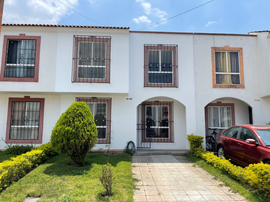 Venta de Casa o Casas, Terrenos, Propiedades, Apartamentos, Inmuebles en Guatemala, zona 11, zona 7, zona 2, zona 18, zona 16, Mixco, Carretera Al Salvador, Fraijanes, Santa Catarina Pinula, Antigua Guatemala, Villa Nueva, Villa Canales, San Miguel Petapa - Venta o Alquiler de Casas En Guatemala