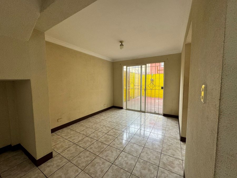 Venta de Casa o Casas, Terrenos, Propiedades, Apartamentos, Inmuebles en Guatemala, zona 11, zona 7, zona 2, zona 18, zona 16, Mixco, Carretera Al Salvador, Fraijanes, Santa Catarina Pinula, Antigua Guatemala, Villa Nueva, Villa Canales, San Miguel Petapa - Venta o Alquiler de Casas En Guatemala