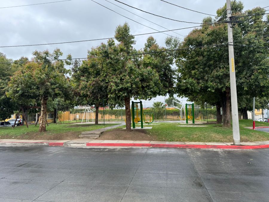 Venta de Casa o Casas, Terrenos, Propiedades, Apartamentos, Inmuebles en Guatemala, zona 11, zona 7, zona 2, zona 18, zona 16, Mixco, Carretera Al Salvador, Fraijanes, Santa Catarina Pinula, Antigua Guatemala, Villa Nueva, Villa Canales, San Miguel Petapa - Venta o Alquiler de Casas En Guatemala