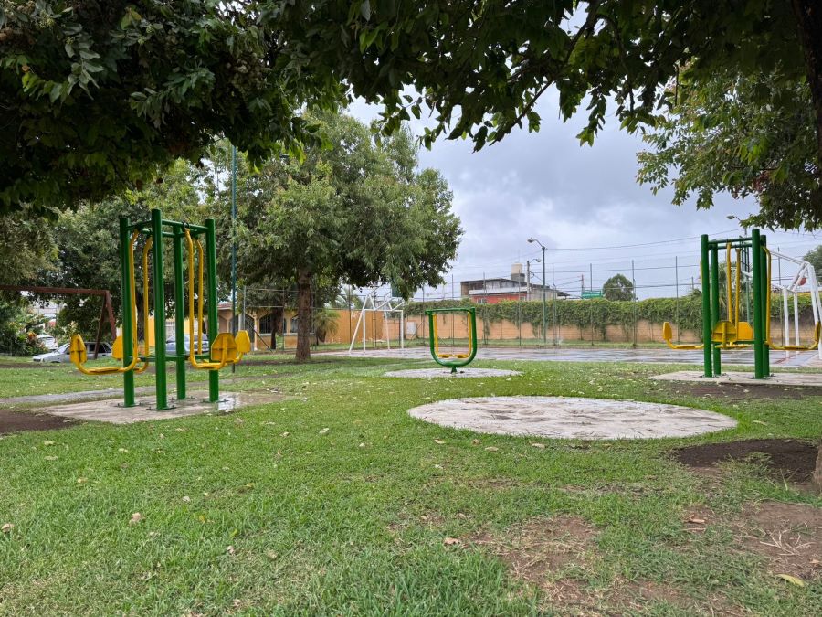 Venta de Casa o Casas, Terrenos, Propiedades, Apartamentos, Inmuebles en Guatemala, zona 11, zona 7, zona 2, zona 18, zona 16, Mixco, Carretera Al Salvador, Fraijanes, Santa Catarina Pinula, Antigua Guatemala, Villa Nueva, Villa Canales, San Miguel Petapa - Venta o Alquiler de Casas En Guatemala