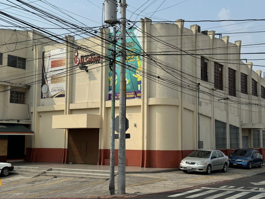 Venta de Casa o Casas, Terrenos, Propiedades, Apartamentos, Inmuebles en Guatemala, zona 11, zona 7, zona 2, zona 18, zona 16, Mixco, Carretera Al Salvador, Fraijanes, Santa Catarina Pinula, Antigua Guatemala, Villa Nueva, Villa Canales, San Miguel Petapa - Venta o Alquiler de Casas En Guatemala