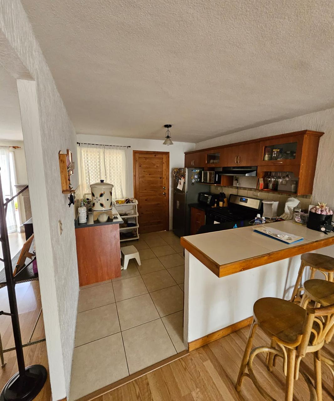 Venta de Casa o Casas, Terrenos, Propiedades, Apartamentos, Inmuebles en Guatemala, zona 11, zona 7, zona 2, zona 18, zona 16, Mixco, Carretera Al Salvador, Fraijanes, Santa Catarina Pinula, Antigua Guatemala, Villa Nueva, Villa Canales, San Miguel Petapa - Venta o Alquiler de Casas En Guatemala