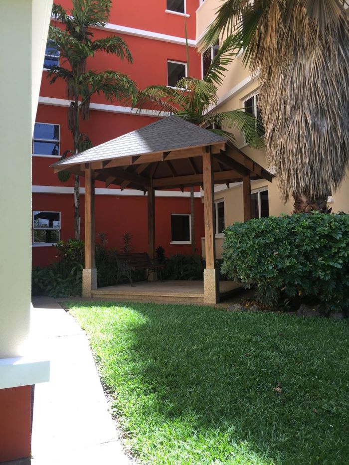 Venta de Casa o Casas, Terrenos, Propiedades, Apartamentos, Inmuebles en Guatemala, zona 11, zona 7, zona 2, zona 18, zona 16, Mixco, Carretera Al Salvador, Fraijanes, Santa Catarina Pinula, Antigua Guatemala, Villa Nueva, Villa Canales, San Miguel Petapa - Venta o Alquiler de Casas En Guatemala