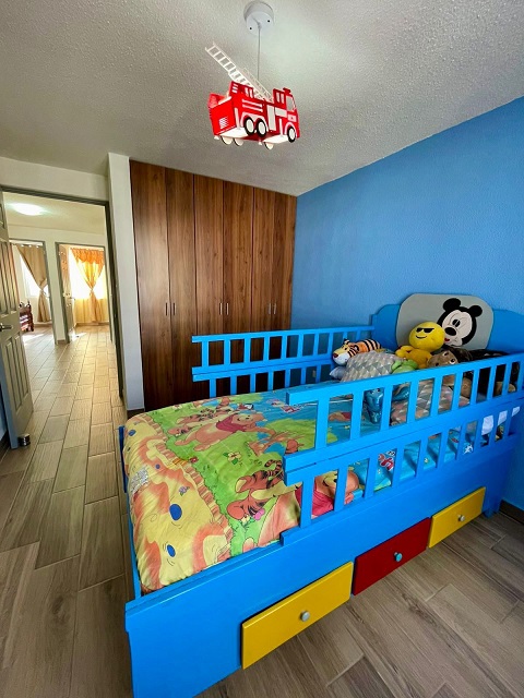Venta de Casa o Casas, Terrenos, Propiedades, Apartamentos, Inmuebles en Guatemala, zona 11, zona 7, zona 2, zona 18, zona 16, Mixco, Carretera Al Salvador, Fraijanes, Santa Catarina Pinula, Antigua Guatemala, Villa Nueva, Villa Canales, San Miguel Petapa - Venta o Alquiler de Casas En Guatemala