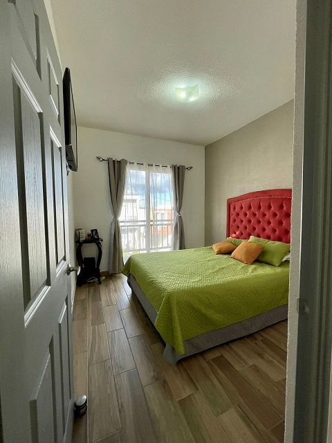 Venta de Casa o Casas, Terrenos, Propiedades, Apartamentos, Inmuebles en Guatemala, zona 11, zona 7, zona 2, zona 18, zona 16, Mixco, Carretera Al Salvador, Fraijanes, Santa Catarina Pinula, Antigua Guatemala, Villa Nueva, Villa Canales, San Miguel Petapa - Venta o Alquiler de Casas En Guatemala
