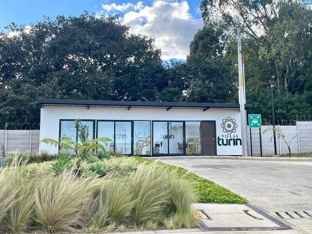 Venta de Casa o Casas, Terrenos, Propiedades, Apartamentos, Inmuebles en Guatemala, zona 11, zona 7, zona 2, zona 18, zona 16, Mixco, Carretera Al Salvador, Fraijanes, Santa Catarina Pinula, Antigua Guatemala, Villa Nueva, Villa Canales, San Miguel Petapa - Venta o Alquiler de Casas En Guatemala