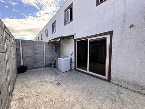 Venta de Casa o Casas, Terrenos, Propiedades, Apartamentos, Inmuebles en Guatemala, zona 11, zona 7, zona 2, zona 18, zona 16, Mixco, Carretera Al Salvador, Fraijanes, Santa Catarina Pinula, Antigua Guatemala, Villa Nueva, Villa Canales, San Miguel Petapa - Venta o Alquiler de Casas En Guatemala