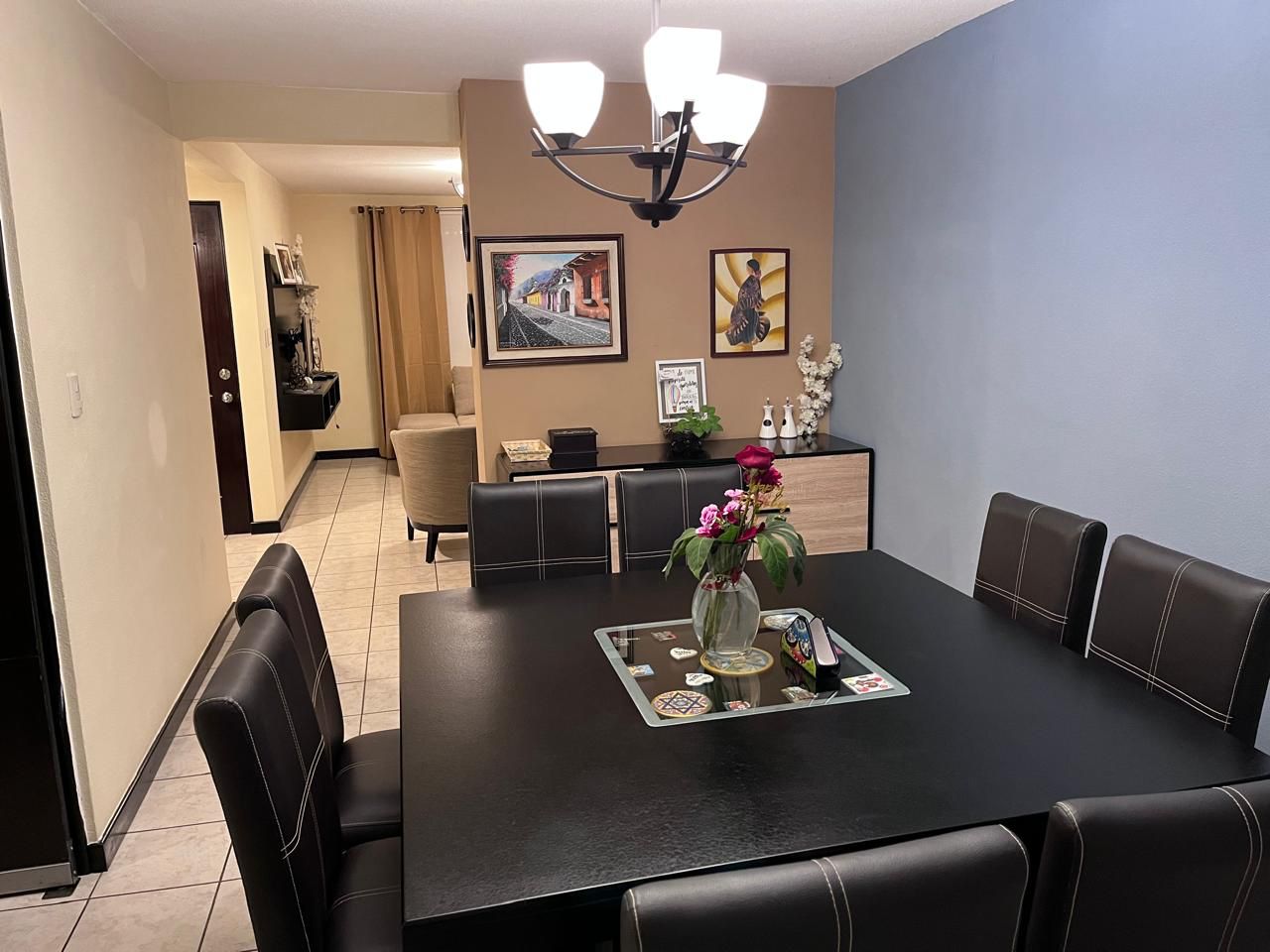 Venta de Casa o Casas, Terrenos, Propiedades, Apartamentos, Inmuebles en Guatemala, zona 11, zona 7, zona 2, zona 18, zona 16, Mixco, Carretera Al Salvador, Fraijanes, Santa Catarina Pinula, Antigua Guatemala, Villa Nueva, Villa Canales, San Miguel Petapa - Venta o Alquiler de Casas En Guatemala