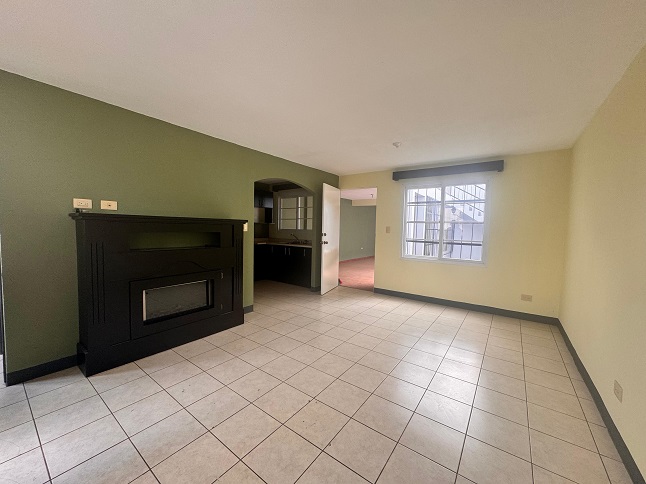 Venta de Casa o Casas, Terrenos, Propiedades, Apartamentos, Inmuebles en Guatemala, zona 11, zona 7, zona 2, zona 18, zona 16, Mixco, Carretera Al Salvador, Fraijanes, Santa Catarina Pinula, Antigua Guatemala, Villa Nueva, Villa Canales, San Miguel Petapa - Venta o Alquiler de Casas En Guatemala