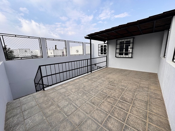 Venta de Casa o Casas, Terrenos, Propiedades, Apartamentos, Inmuebles en Guatemala, zona 11, zona 7, zona 2, zona 18, zona 16, Mixco, Carretera Al Salvador, Fraijanes, Santa Catarina Pinula, Antigua Guatemala, Villa Nueva, Villa Canales, San Miguel Petapa - Venta o Alquiler de Casas En Guatemala
