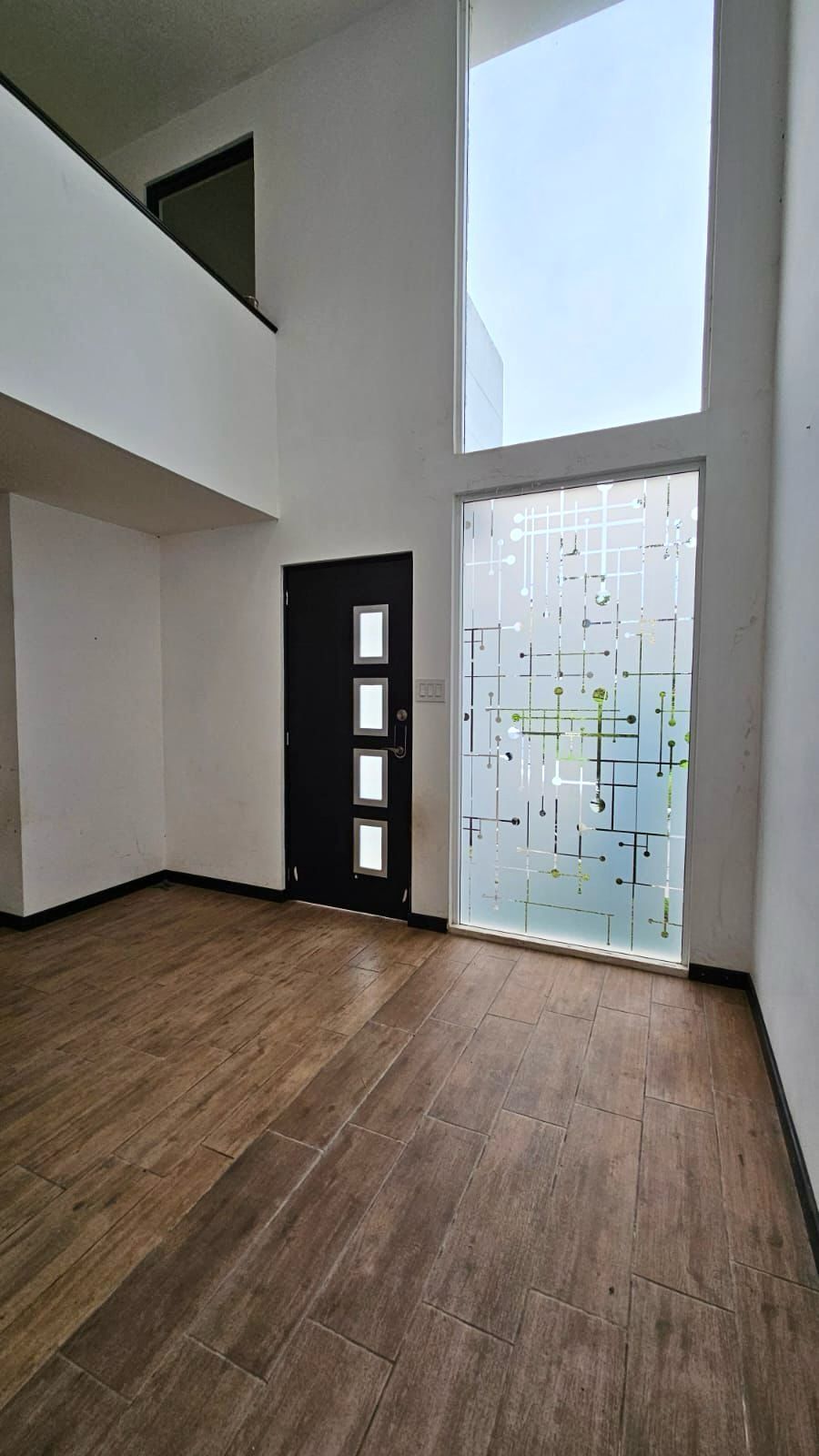 Venta de Casa o Casas, Terrenos, Propiedades, Apartamentos, Inmuebles en Guatemala, zona 11, zona 7, zona 2, zona 18, zona 16, Mixco, Carretera Al Salvador, Fraijanes, Santa Catarina Pinula, Antigua Guatemala, Villa Nueva, Villa Canales, San Miguel Petapa - Venta o Alquiler de Casas En Guatemala