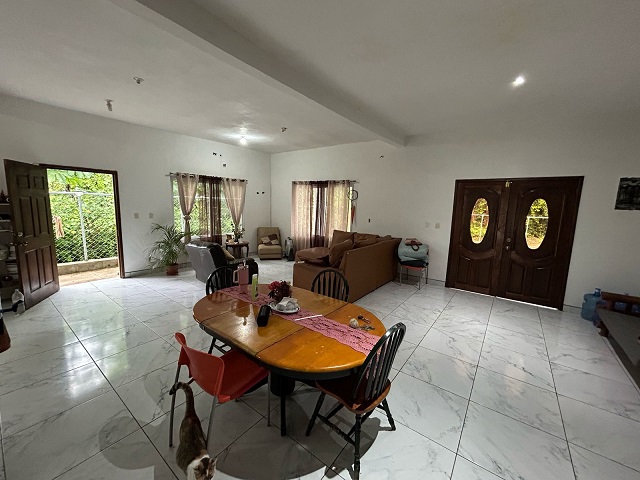 Venta de Casa o Casas, Terrenos, Propiedades, Apartamentos, Inmuebles en Guatemala, zona 11, zona 7, zona 2, zona 18, zona 16, Mixco, Carretera Al Salvador, Fraijanes, Santa Catarina Pinula, Antigua Guatemala, Villa Nueva, Villa Canales, San Miguel Petapa - Venta o Alquiler de Casas En Guatemala