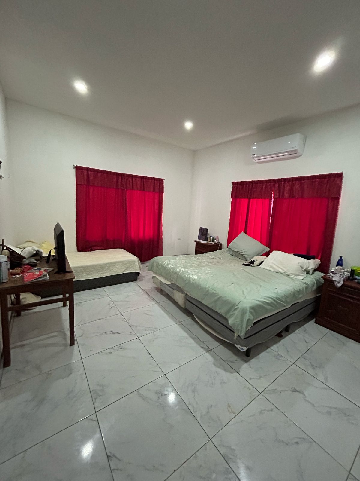 Venta de Casa o Casas, Terrenos, Propiedades, Apartamentos, Inmuebles en Guatemala, zona 11, zona 7, zona 2, zona 18, zona 16, Mixco, Carretera Al Salvador, Fraijanes, Santa Catarina Pinula, Antigua Guatemala, Villa Nueva, Villa Canales, San Miguel Petapa - Venta o Alquiler de Casas En Guatemala