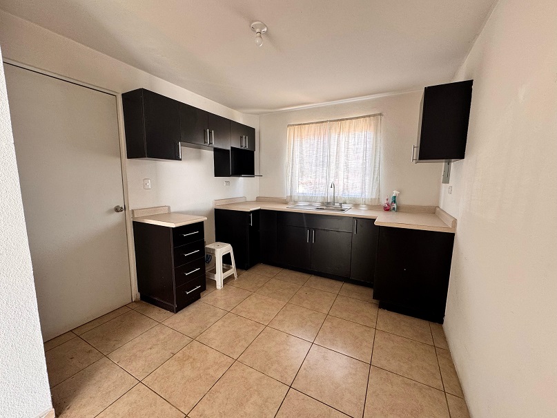 Venta de Casa o Casas, Terrenos, Propiedades, Apartamentos, Inmuebles en Guatemala, zona 11, zona 7, zona 2, zona 18, zona 16, Mixco, Carretera Al Salvador, Fraijanes, Santa Catarina Pinula, Antigua Guatemala, Villa Nueva, Villa Canales, San Miguel Petapa - Venta o Alquiler de Casas En Guatemala