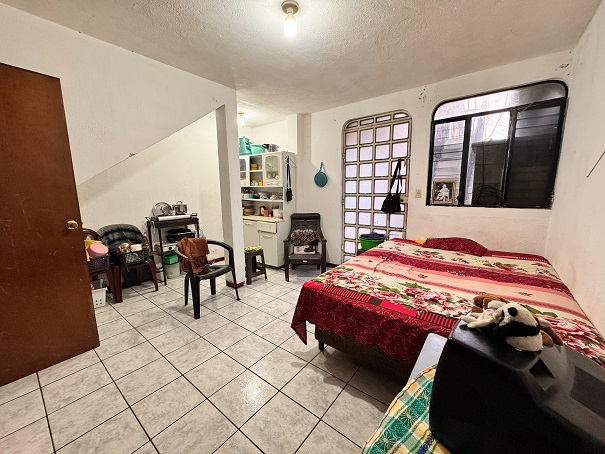 Venta de Casa o Casas, Terrenos, Propiedades, Apartamentos, Inmuebles en Guatemala, zona 11, zona 7, zona 2, zona 18, zona 16, Mixco, Carretera Al Salvador, Fraijanes, Santa Catarina Pinula, Antigua Guatemala, Villa Nueva, Villa Canales, San Miguel Petapa - Venta o Alquiler de Casas En Guatemala